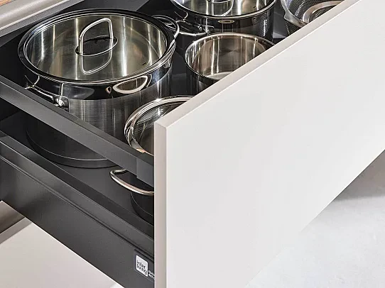 Interliving Küche Serie 3092 mit SIEMENS Einbaugeräten 